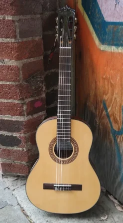 KATOH MCG20 Classical 3/4 Guitar SALE 7 KATOH MCG20 Classical 3/4 Guitar SALE -Guitar Music Store KATOH MCG203 Classical 34 Guitar full shot